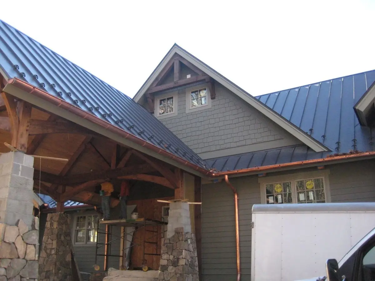 Craftsman Roofing team delivering quality roofing work in Mount Vista Estates